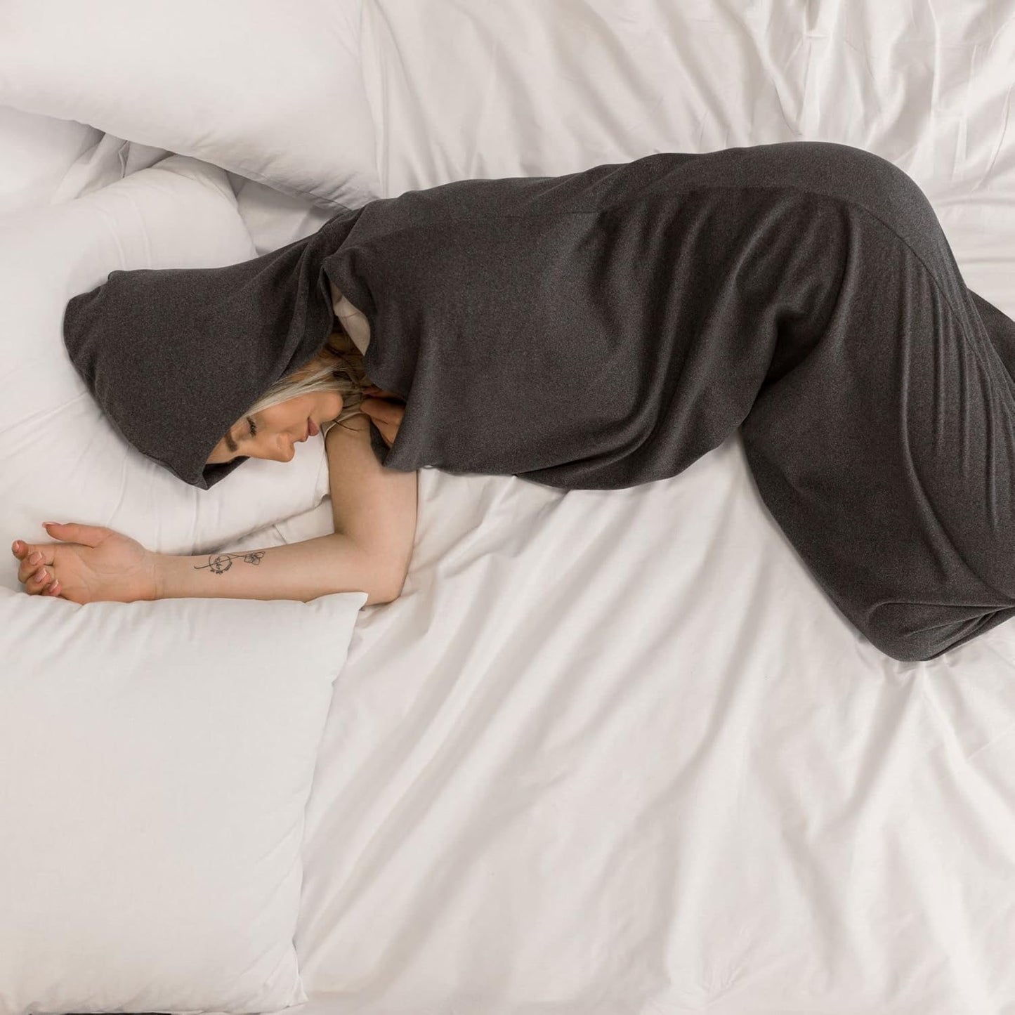 Réduisez le Stress et Dormez Mieux avec la Couverture de Compression Apaisante SNUGGY
